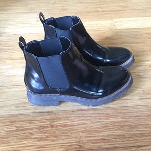 Black Ankle Rainboots